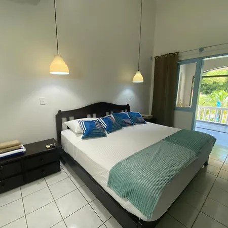 Manta Ray Lodge